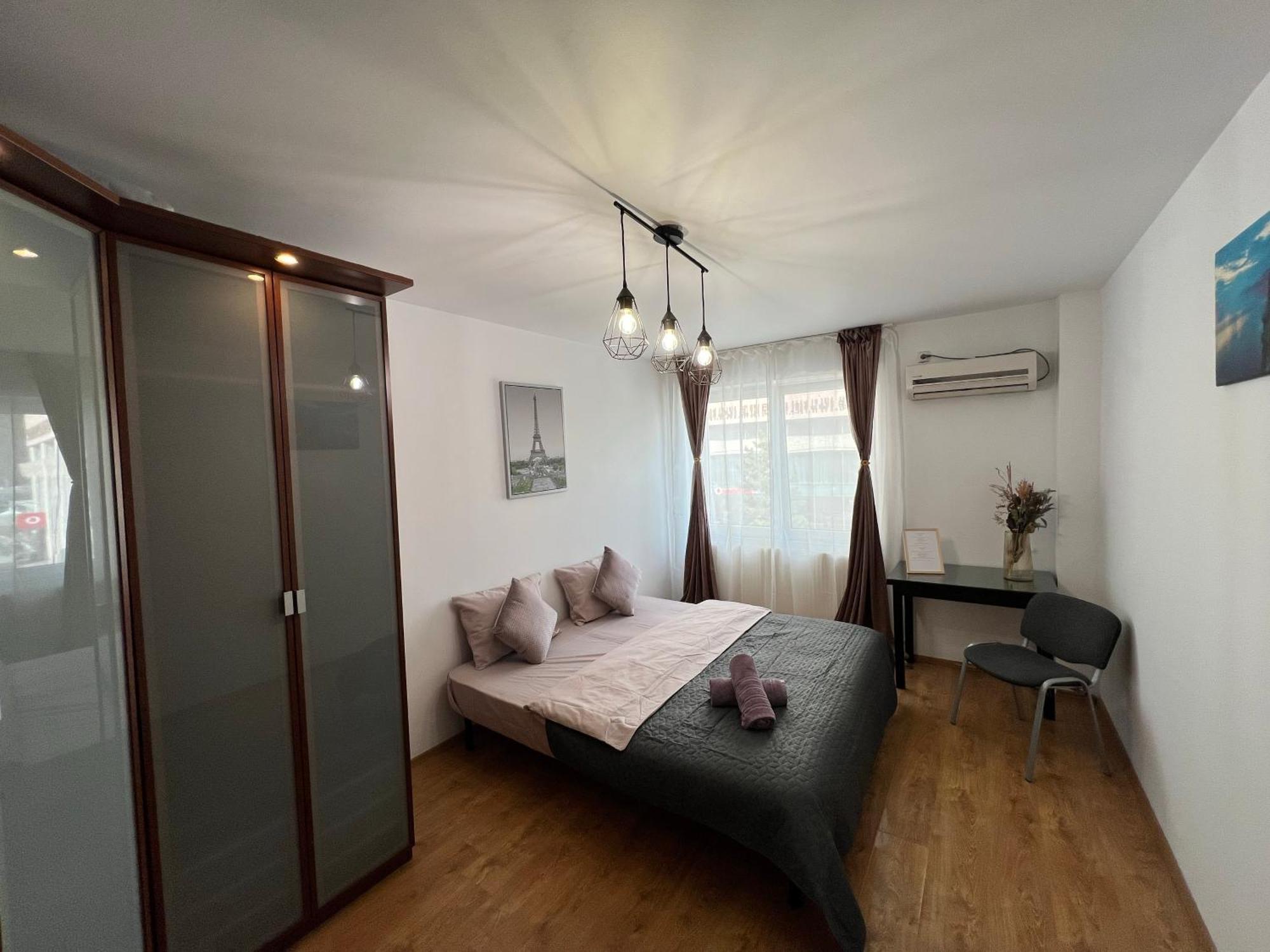 2 Rooms Apartment City Center Iasi Eksteriør billede