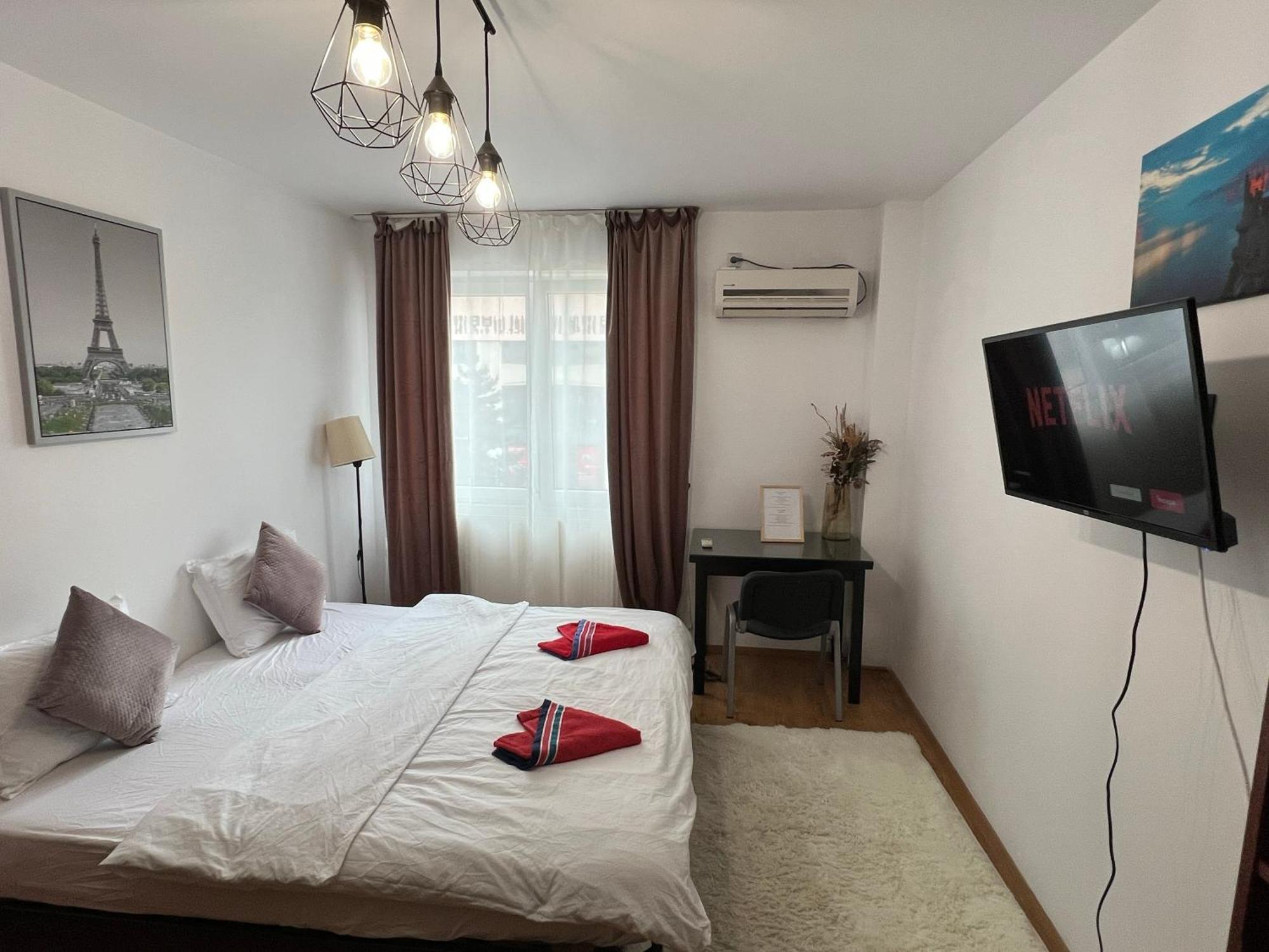 2 Rooms Apartment City Center Iasi Eksteriør billede